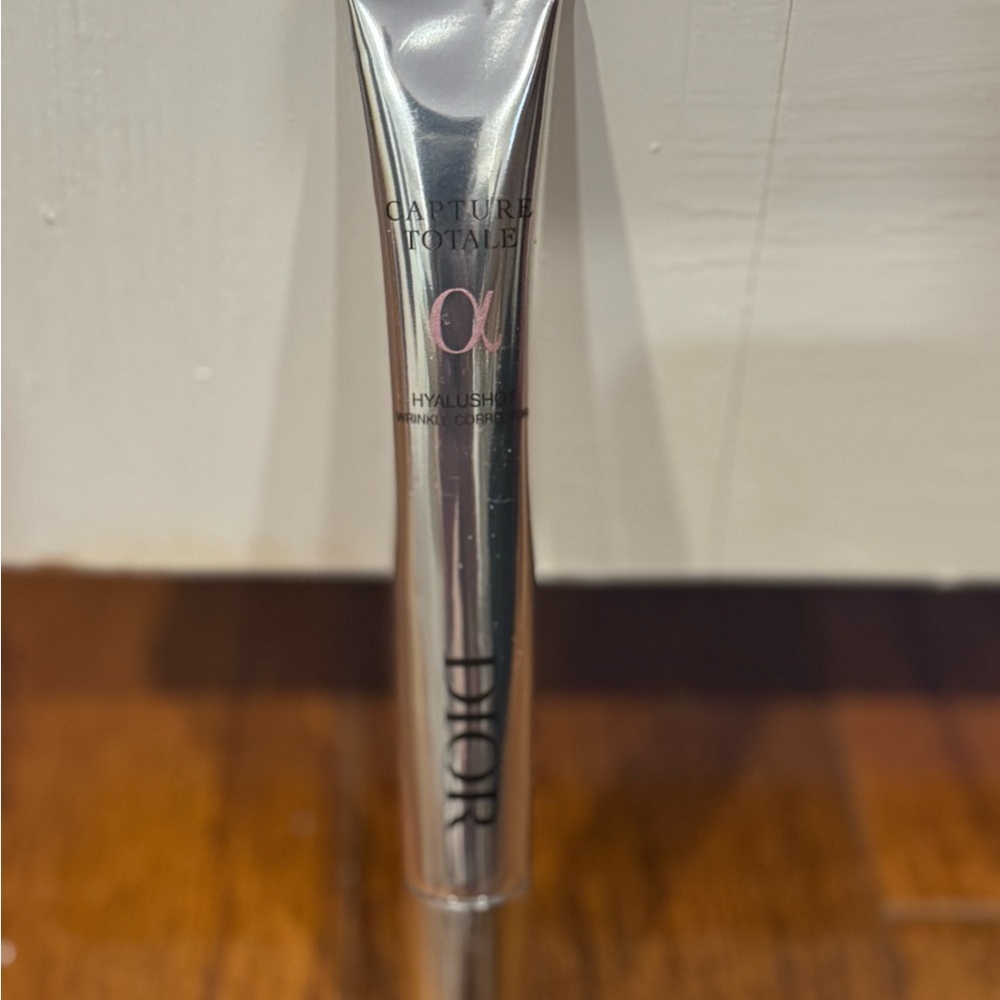 DIOR Capture Totale Hyalushot Wrinkle Corrector Hyaluronic Acid 0.5 oz 15ml NEW - Picture 6 of 6